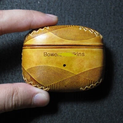 Funda de cuero genuino hecha a mano para auriculares Pi8/Pi6 ajuste delgado y diseño ligero Foto 1 de 4