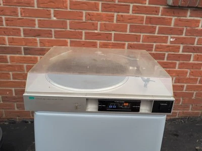 Working SANSUI P-D11 Direct Drive TURNTABLE RECORD PLAYER   - Imagem 1 de 4