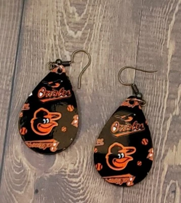 Pendientes Baltimore Orioles, ideales para regalo de fanáticos, ¡artículos ligeros para el día de juego! Foto 1 de 2