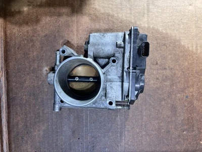 2003 2004 2005 2006 2007 2008 Mazda 6 2.3L corpo do acelerador fabricante de equipamento original 6M8G-A - Imagem 1 de 3