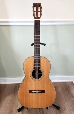 1964 Martin 00-21 NY fully functional w/ a choice of case - Image 1 of 4