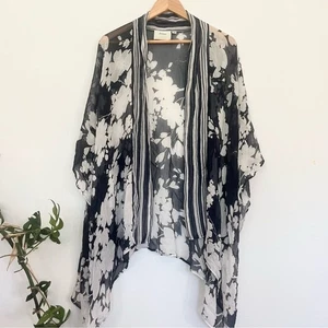 Anthropologie Elevenses 100% Silk Floral Blue Cream Kimono Open Cardigan Boxy - Picture 1 of 7