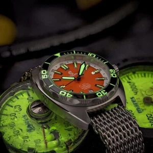 Orologio Uomo Automatico Ocean Crawler Core v3 Diver 44mm Nero/Arancione Svizzero SW200 - Foto 1 di 8