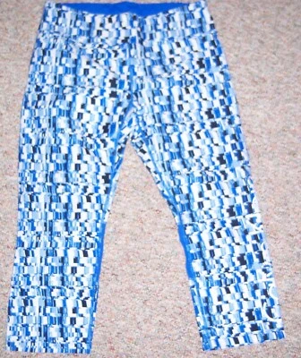 CALVIN KLEIN Blue Performance Wick Compression Athletic Yoga Capris Pants Large - Image 1 of 4