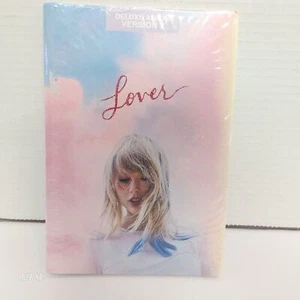 Taylor Swift - Lover (Target Exclusive Deluxe Version 2 CD) Neu in OVP - Bild 1 von 4