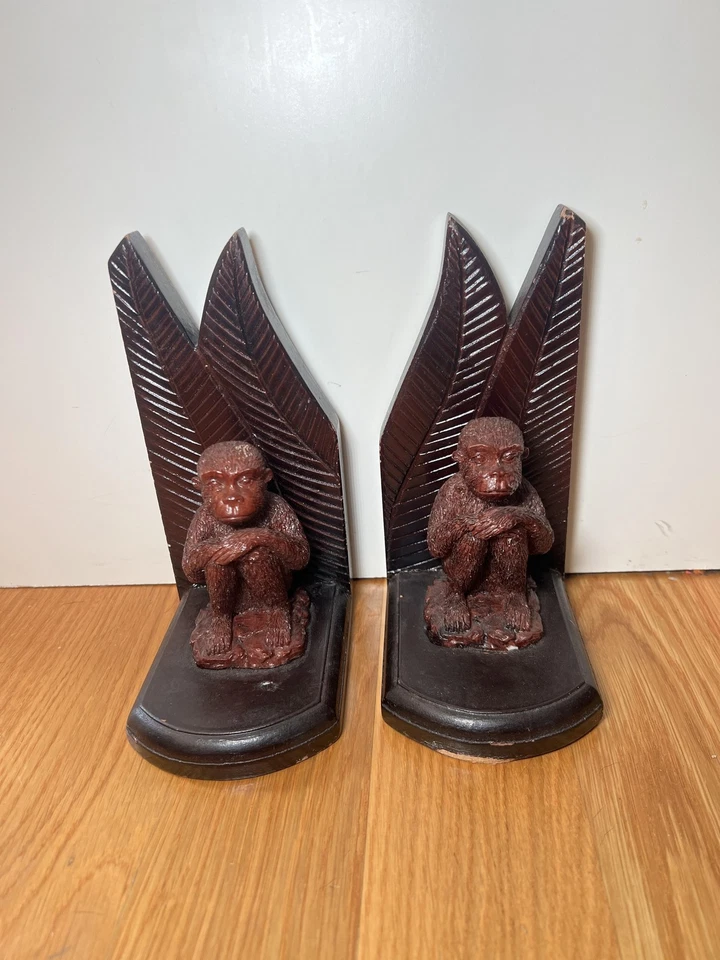 Carved Wood Monkey Bookends Pair Primate Leaf Design Dark Brown Home Decor - Image 1 of 4