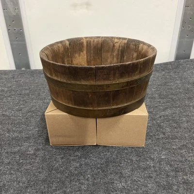 Antiguo cuenco de madera de abeto Foto 1 de 4