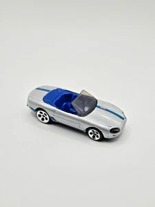 1996 HOT WHEELS JAGUAR XK-8 SILVER 1:64 DIECAST 3" CAR W BLUE STRIPES & INTERIOR - Picture 1 of 5