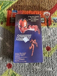 STRANGERS IN PARADISE VHS Horror Punk  1984/1986 RARE - Bild 1 von 6