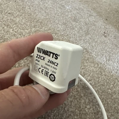 Watts 24V NC2 Thermal Actuator Normally Closed 22CX24NC2 10029673 - Image 1 of 4
