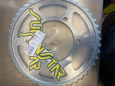 Roda dentada traseira SUNSTAR aço 46T-530 NOVO EM FOLHA Suzuki Yamaha - Imagem 1 de 2
