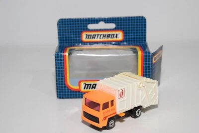 A94 1:64 3 INCH MATCHBOX LESNEY MB-36 REFUSE TRUCK MULLWAGEN MIB RARE! - Image 1 of 4
