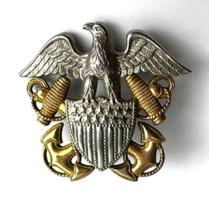 Vintage US Navy Officer's Visor Cap Badge - Picture 1 of 4