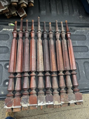 Lot of 10 c1870 mahogany turned staircase spindle balusters - 25-26” x 2” sq btm Cover