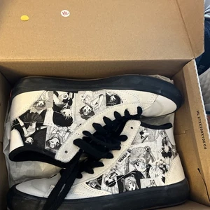 Vans Sailor Moon X Lizzie Hi Top Damengröße 6,0 Skateschuhe Canvas/Wildleder EcoCush - Bild 1 von 11
