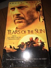 NEW SEALED Tears of the Sun (VHS, 2003) Bruce Willis