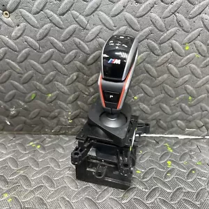 ▥ FABRICANTE DE EQUIPOS ORIGINALES 2018-2020 BMW F90 M5 transmisión automática interruptor selector de cambios de piso - Imagen 1 de 11