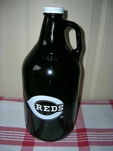 Cincinnati Reds 64 Fluid Oz Brown Glass Jug Growler Major League Baseball Seal - Picture 1 of 3