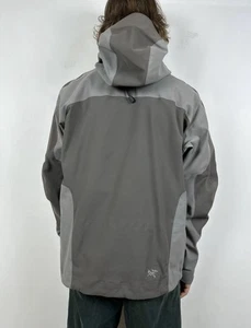RARE Vintage Arc'teryx Gore-tex Stingray Jacket, Size M, 2 Tone Grey, For Repair - Picture 1 of 8