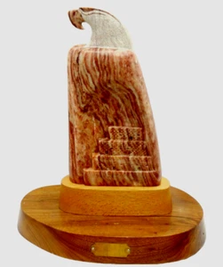 Large Hand Carved Strawberry Alabaster Eagle- Guardian Spirit-signed Marvin Toya - Picture 1 of 10