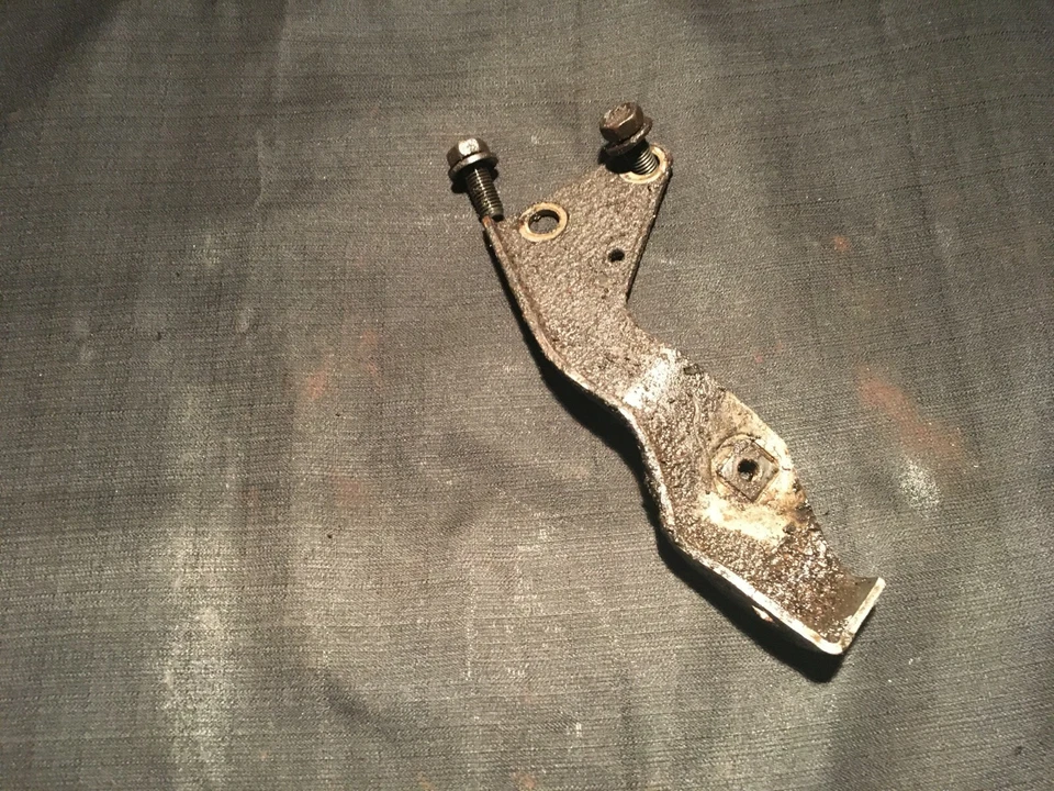 Suporte de motor 01-03 Dodge Caravan Chrysler Voyager 3.3L EGA - Imagem 1 de 1