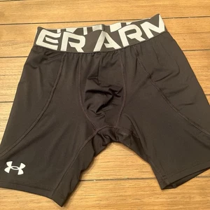 Under Armour Utility Slider no cup Shorts Boys Medium Black Compression HeatGear - Picture 1 of 4