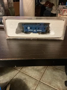 Norfolk & Western Atlas Caboose - Picture 1 of 1