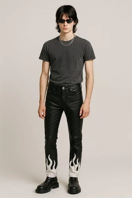 Pantalones de mezclilla ajustados de PU negros blancos con dobladillo flameado de cuero sintético MNML para hombre talla 28 Y2K Foto 1 de 4