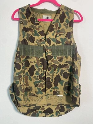 Vintage Black Sheep Men's Camo Duck Hunting Vest - GAME POCKET  Size Medium - Image 1 of 4