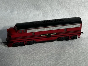 Nice Stewart F-3/A Phase IV Lehigh Valley RR Loco HO - Picture 1 of 8