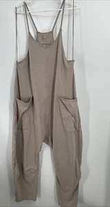 Free People Pagliaccetto Body Hot Shot Tuta Oversize Beige Taglia Large Usato in Ottime Condizioni - Foto 1 di 5