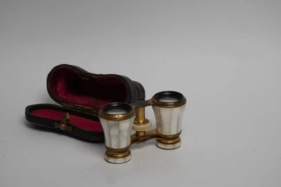 LEMAIRE FABT PARIS Perlmutt Binoculars Opernglas Theaterglas NEUWERTIG + Tasche - Bild 1 von 4