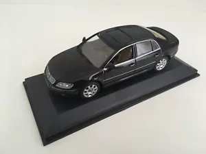 Volkswagen Phaeton - 1/43 scale - VW Minichamps modelcar - Imagen 1 de 12