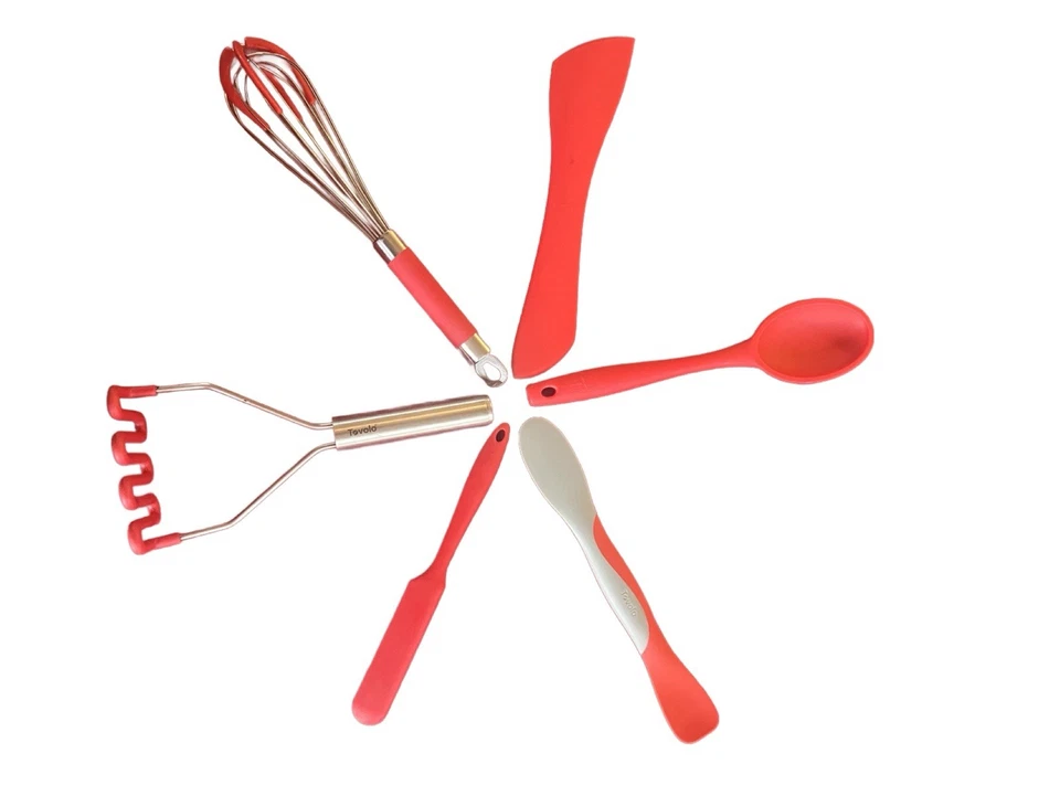 Utensilios de cocina de silicona roja marcas mixtas Tovolo y Core Kitchen Foto 1 de 4
