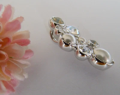 Pierre Lang schöner silberfarbener Anhänger  ca. 3 cm gut erhalten wie NEU - Bild 1 von 3