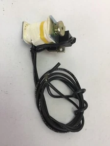 WESTINGHOUSE/CUTLER MARTILLO 2609D39G16 FB SHUNT TRIP RH 2 O 3P 480VAC CON CORTE - Imagen 1 de 7