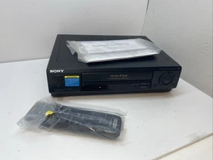 Sony SLV-478 VCR 4 Head VHS Tape Player Recorder With Remote Tape CLEAN - Picture 1 of 12