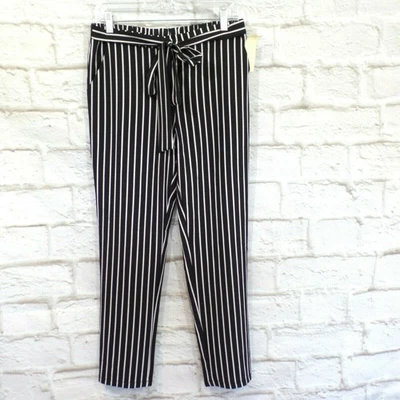 A'gaci Women's, Black & White Striped Tie Front Pants, Size L New! - Image 1 of 4