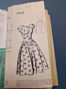 Vtg 50s Georgette Dress Printed Pattern Sz 12 fit waist pleated skirt Swing 2368 - Picture 1 of 6