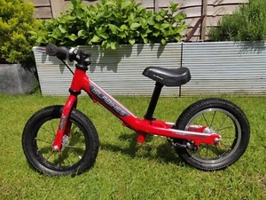 Islabikes in red (balance bike) 12 inches - Picture 1 of 8