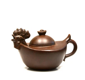 Fine Chinese Carved Rooster Yixing Zisha Purple Clay Ceramic Teapot with Mark - Picture 1 of 6
