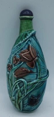 Botella de tabaco mayólica china original del siglo XIX figurativa flor de loto e insecto Foto 1 de 4