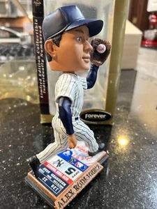 Alex Rodriguez Forever Collectible Limited Legends of the Diamond Bobble head - Picture 1 of 7
