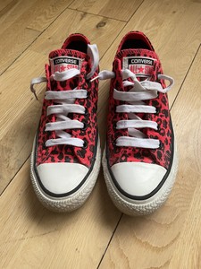 leopard print converse pink