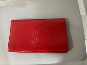 Authentic New YSL Saint Laurent Belle De Jour Clutch Large Red Leather - Picture 1 of 4