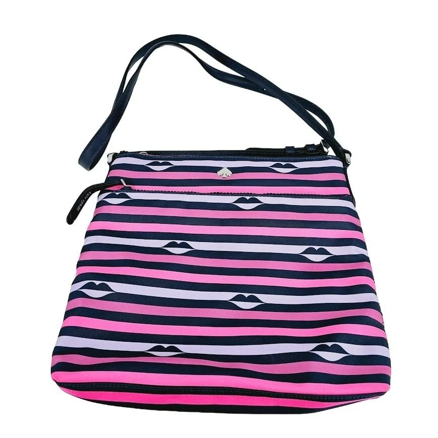 Bolso Bandolera Kate Spade Jae Nylon Beso Estampado Labial Azul Marino Lavanda Rosa Cremallera Foto 1 de 4
