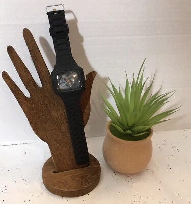 Angry Birds Red Watch Black Rubber Strap Rubberized Case Very Cute! - Image 1 of 4