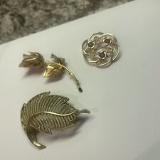 Lot Of 3 All Signed Vintage Modern Gold Tone Brooch Pins Sarah, B.S.K. Giovanni