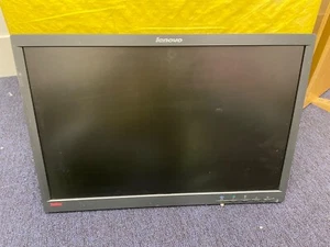 Lenovo Thinkvision L2251pwD-GRADE C- No stand- 22inch 720p Monitor- DisplayPort - Picture 1 of 9