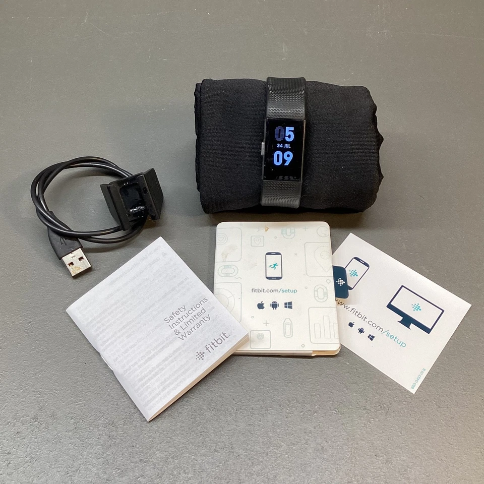 Charge 2 Fitbit w/ Charger & Instruction Booklet Features Date/Month/Time TA#711 - Image 1 of 4